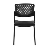 Silla Alice negra de polipropileno, vista frontal con respaldo perforado y asiento con ranuras horizontales.