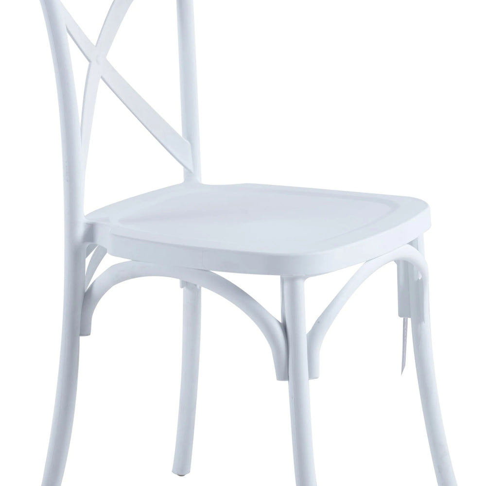 Detalle de asiento de silla de comedor Crossback de polipropileno color blanco