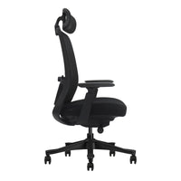 Silla ergonómica Matte negra en vista lateral con cabecero y respaldo de malla