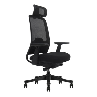 Silla ergonómica Matte negra en vista tres cuartos con asiento tapizado y brazos 3D