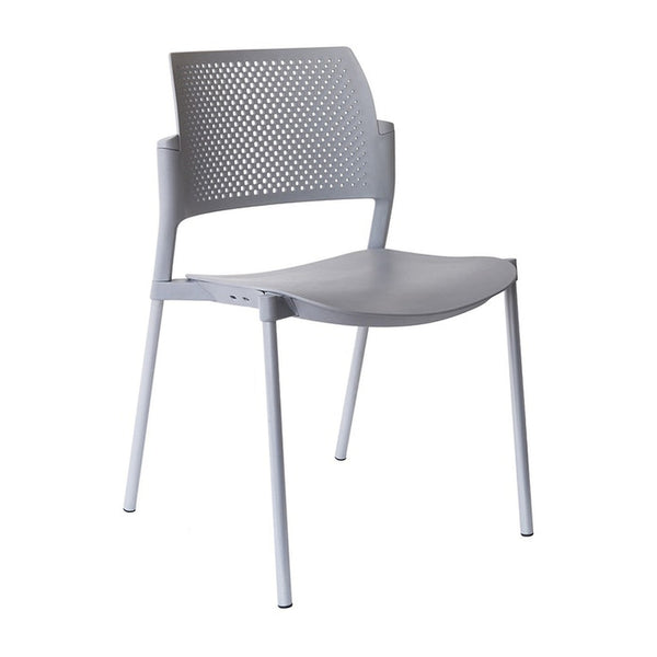 Silla Kyos gris de polipropileno, vista de tres cuartos con respaldo perforado y cuatro patas, sin brazos. | VICCA