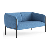 Sofá Alfa 2 Cuerpos azul VICCA en perspectiva, sofá para living pequeño o recepción