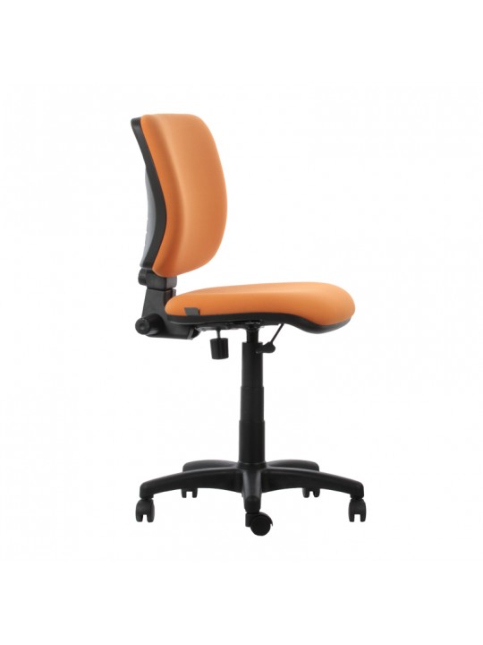 Silla Aviator Media Pivotal